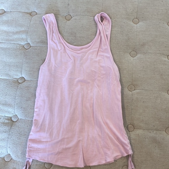 Girl’s Tank - Picture 3 of 3